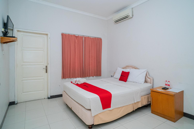 Bedroom 8