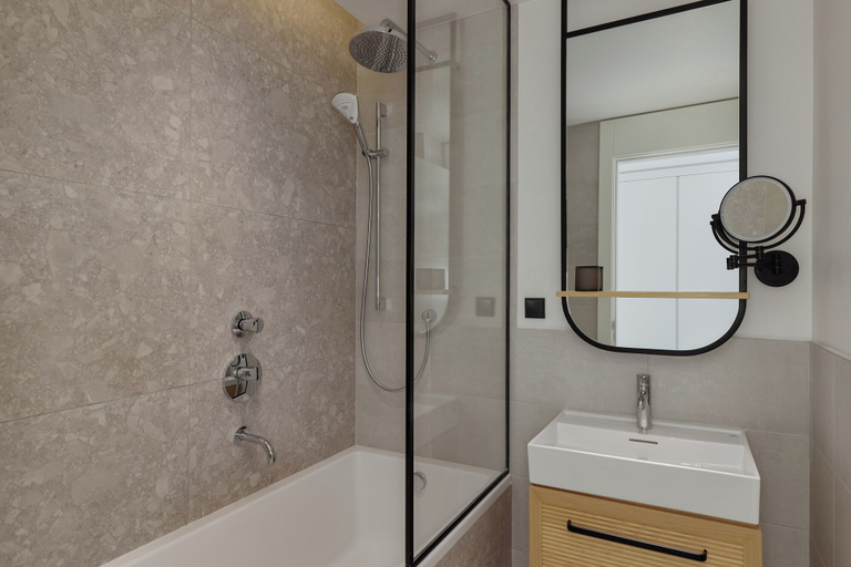 Bathroom 5, SIRO Porto Montenegro