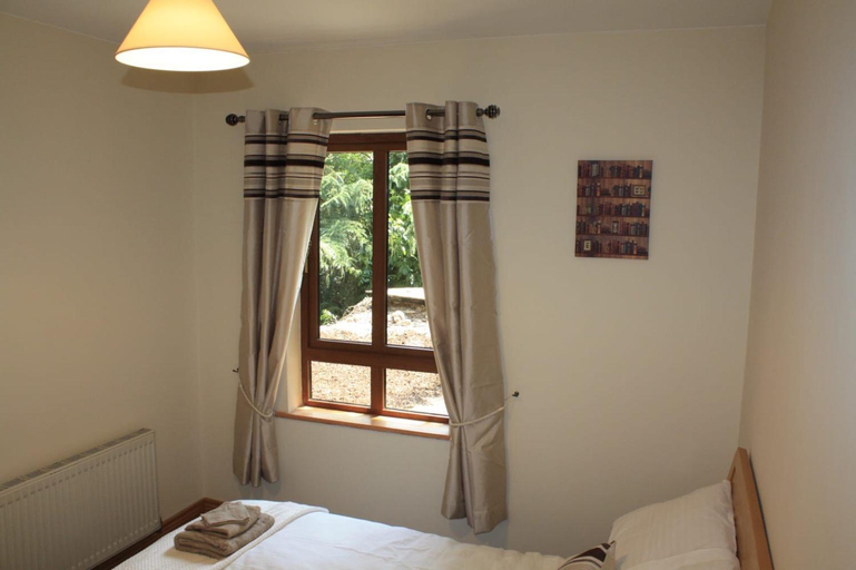 Others 5, Butterfly cabin