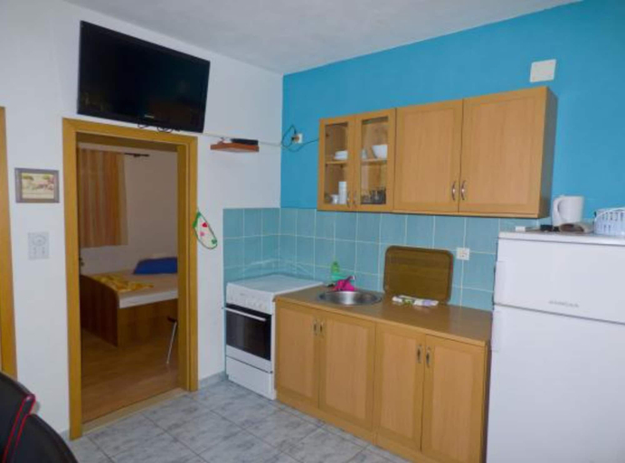 Others 5, Beachfront Apartments Plaža, Jelsa