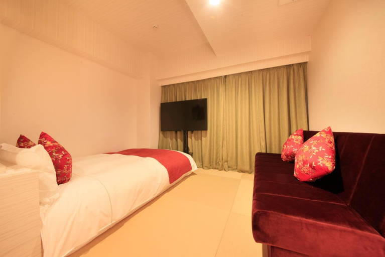Bedroom 13
