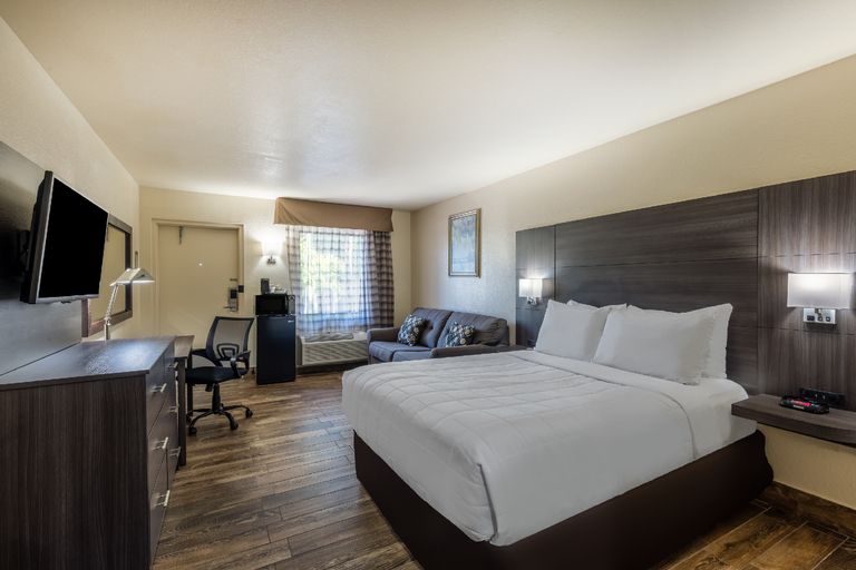 Bedroom 23