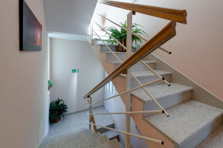 Others 4, Apartment Tafra 3, Omiš
