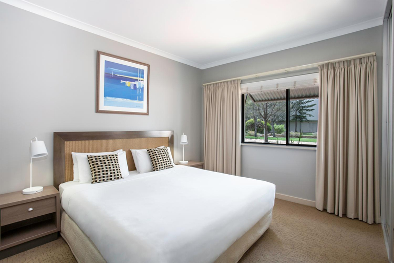 Bedroom 27