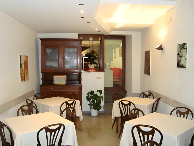 Food & Drinks 4, Albergo Umbria, Perugia