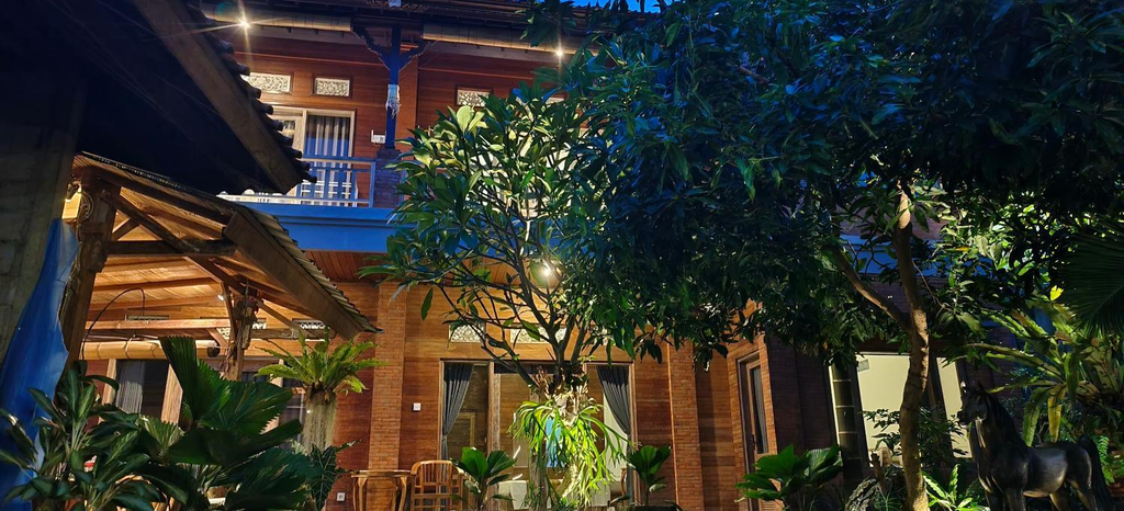 Others 2, Dream house teges jati, Gianyar