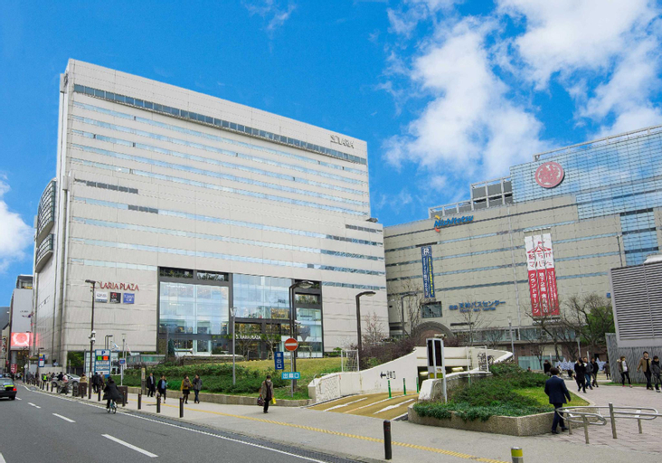 Exterior 5