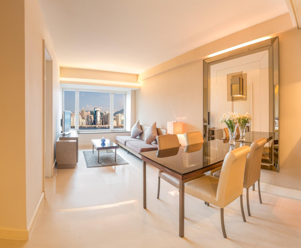 Dining Room 9