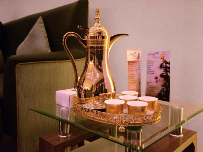 Food & Drinks 5, Eureka Hotel, Dubai