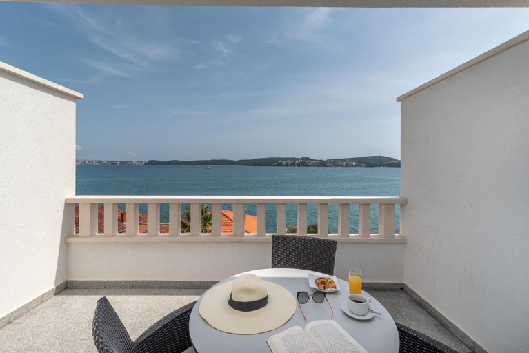 Others 5, Villa Ana Trogir, Seget