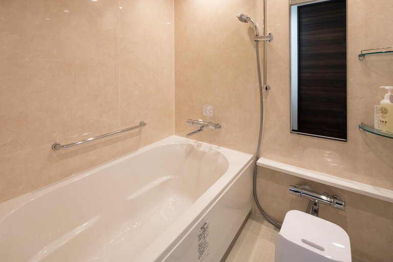 Bathroom 17