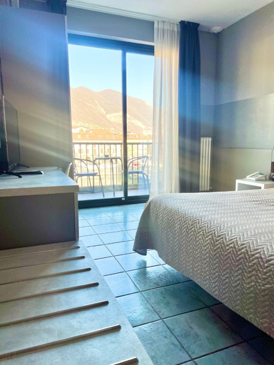 Bedroom 15