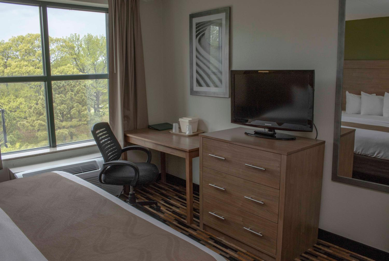Bedroom 3, Quality Suites Lake Wright - Norfolk Airport, Norfolk
