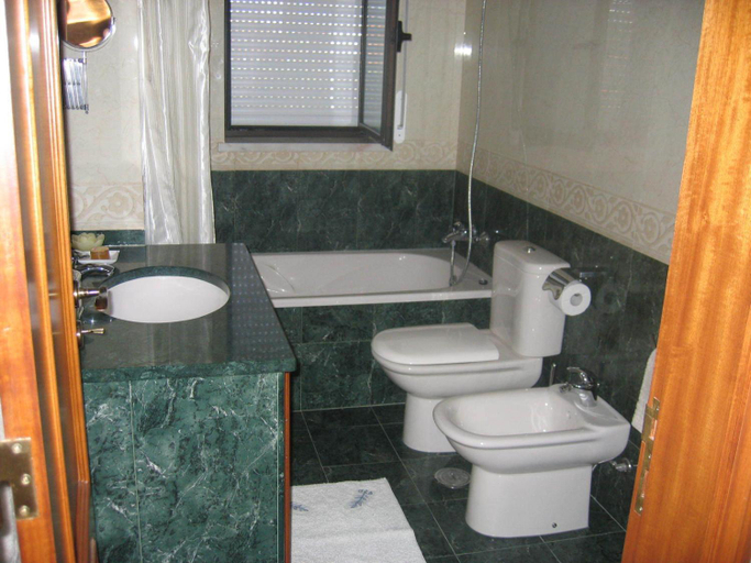 Bathroom 2, Orchidea Terrace, Cascais