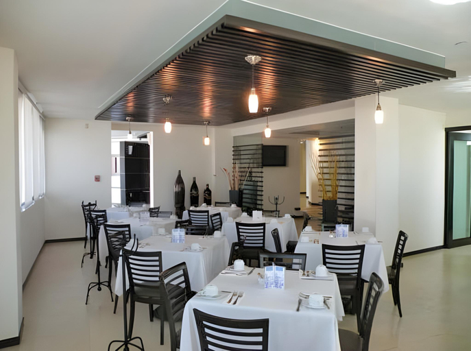Food & Drinks 3, Mision Express Pachuca, San Agustín Tlaxiaca