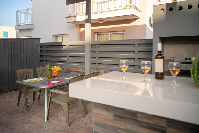 4, Villa Ruby Evelyn