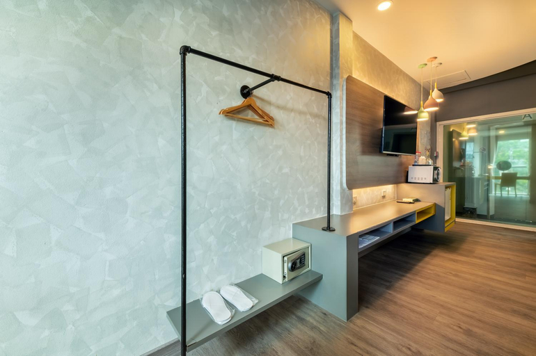 Bedroom 21