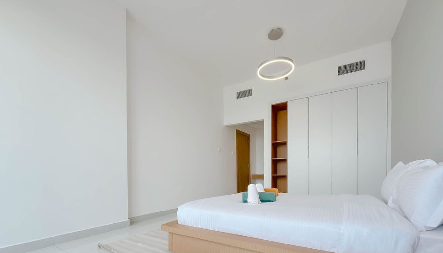 Bedroom 3, Luxury 1B With Balcony in Blue Wave Tower Dubai, Dubai