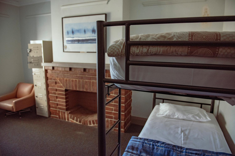 Bedroom 3, The Emperors Crown Hostel, Perth