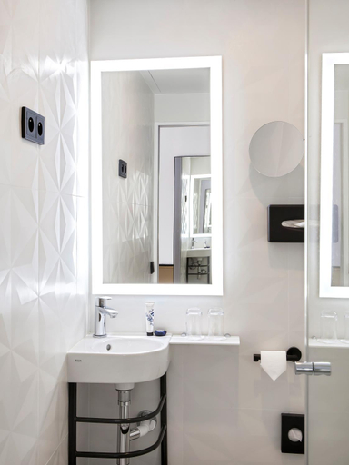 Bathroom 4, Doisy Orso Hotel, Paris