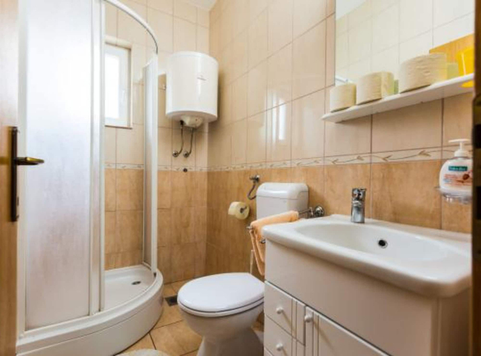Bathroom, Apartmani Bridić Okrug Donji, Okrug
