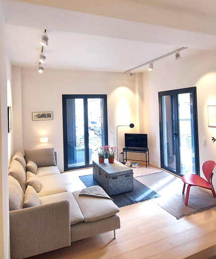 Facilities 2, An elegant apartment at the foot of the Acropolis, Attica