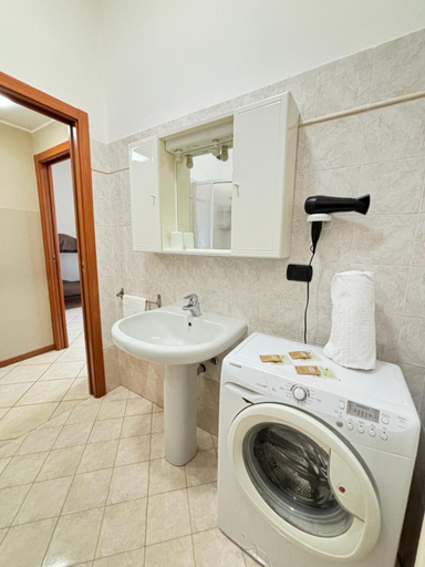 Bathroom 7