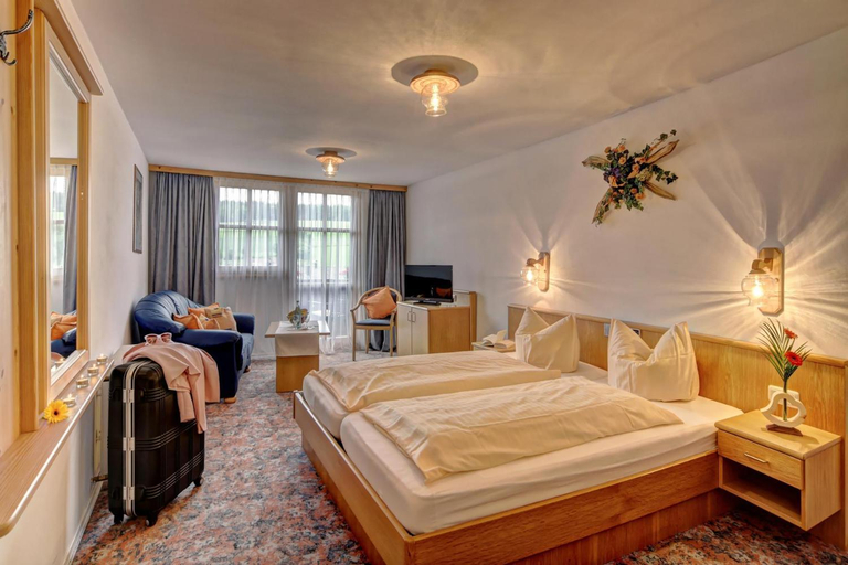 Bedroom 3, Ferienhotel Kollmerhof, Cham