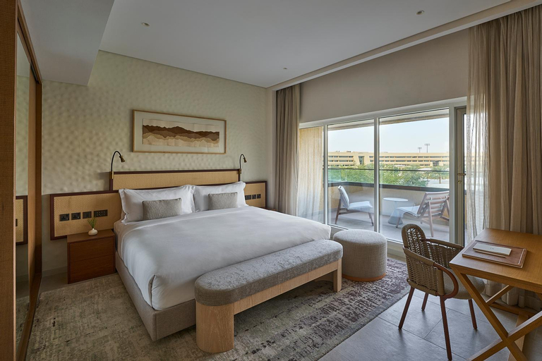 ERTH Hotel., Abu Dhabi City