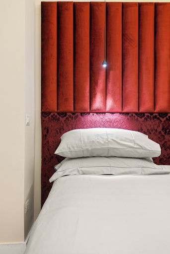 Bedroom 4, Gh Trevi Fountain, Roma