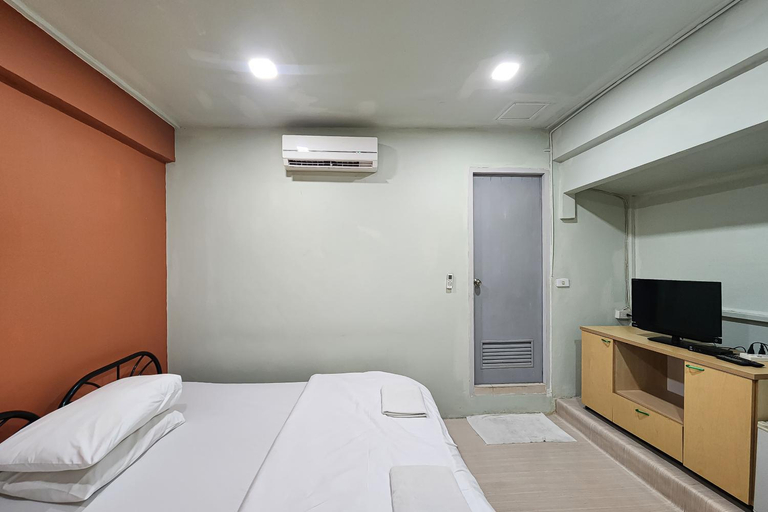 Bedroom 18