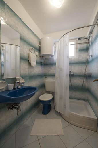Others 4, Apartments Lovorik, Krk