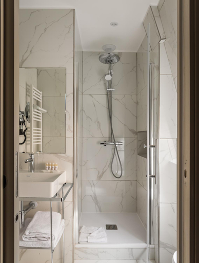 Bathroom 4, Hotel des Deux Avenues, Paris