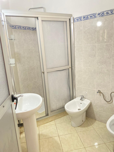 Bathroom 4, Hotel Asmaa, Chefchaouen
