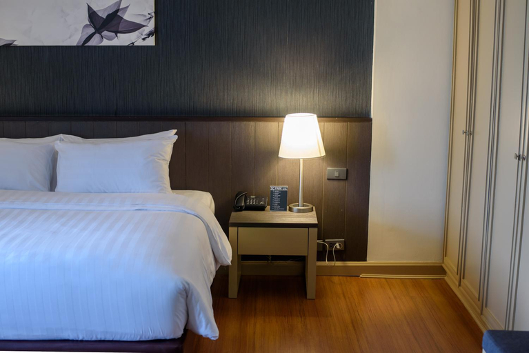 Bedroom 24