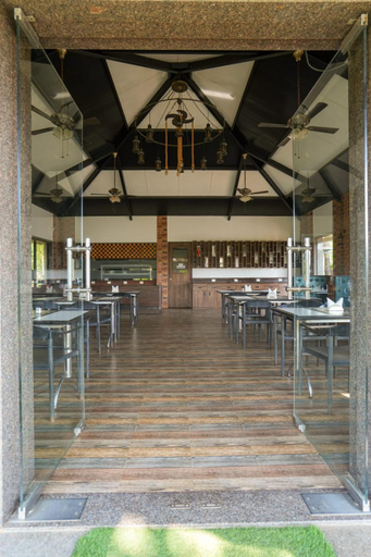 Food & Drinks 4, E & G GREEN COURTS RESORT, Nashik