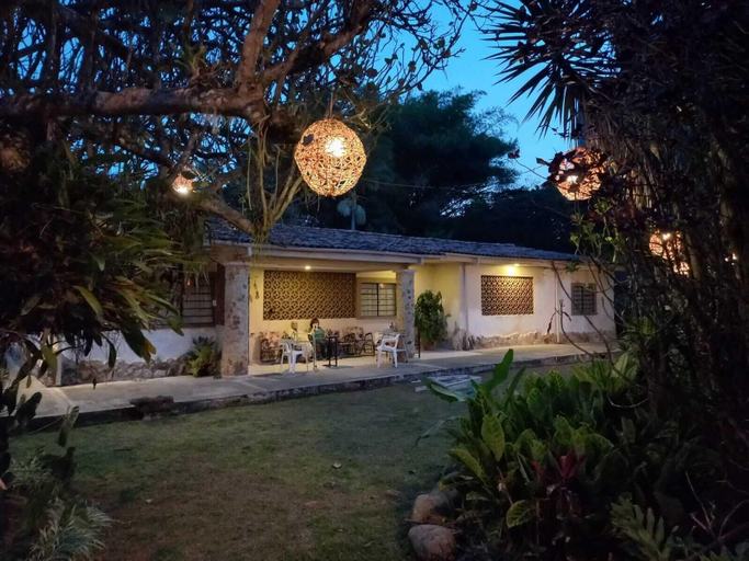 Others 5, Casa Naranjo, Pijao