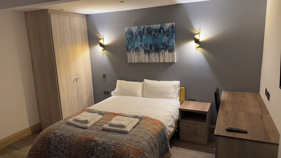 Bedroom 3, Chogan City Stays, Coventry
