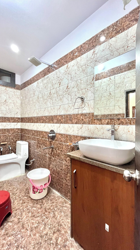 Bathroom 4, shree laxmi palace, Tikamgarh