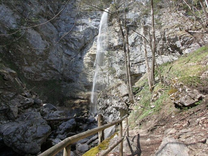 Others 2, Waterval in het huis Boshoek, Rosenheim