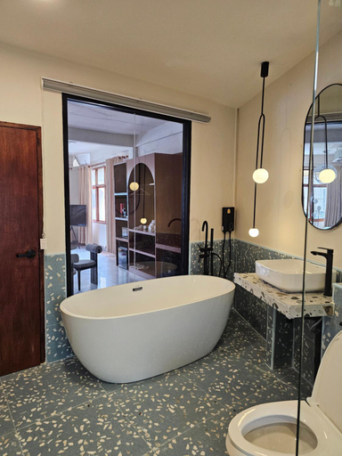 Bathroom 3, Yaowarat Stay , Samphantawong
