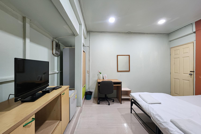 Bedroom 16