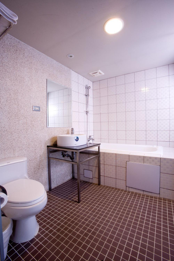 Bathroom 4, Hold Me Hotel Zhongzheng, Hsinchu City