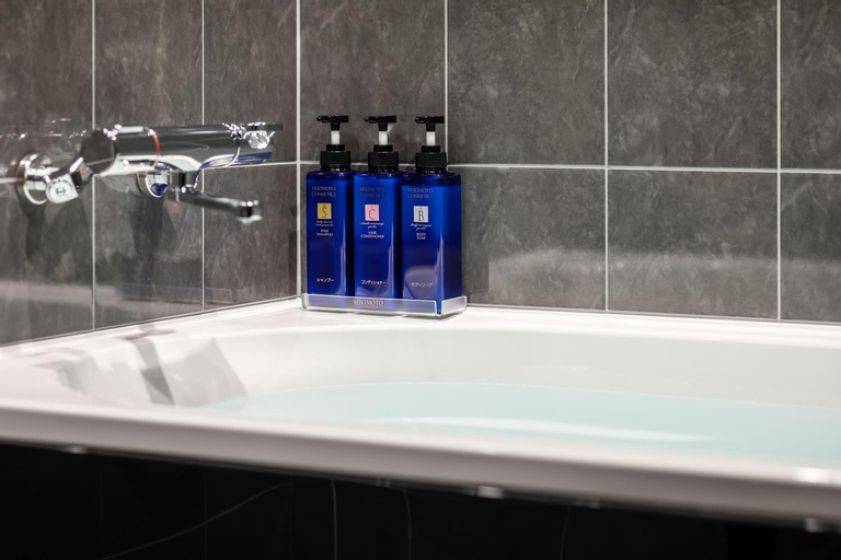 Bathroom 4