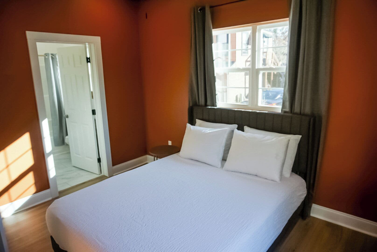 Bedroom 3, StayAE - Flamingo House, East Baton Rouge