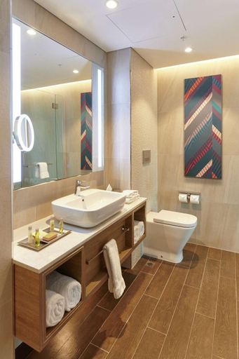 Bathroom 12