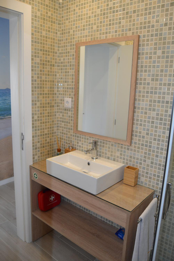 SUNKISSED OFIR HOUSE, Esposende