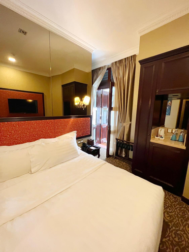 Bedroom 6