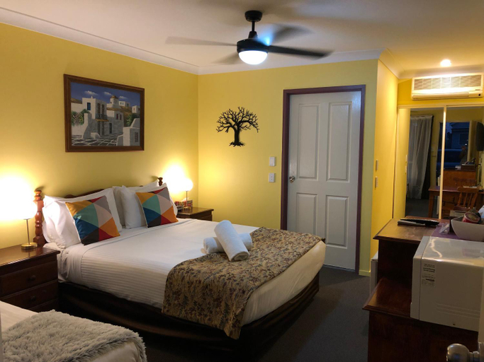 Bedroom 12