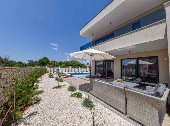 Exterior & Views 2, Villa Sunrise With Outdoor Pool, Šibenik